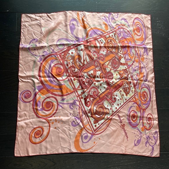 Hermes scarf Carre 90 COMME HISTOIRES silk size W90 x H90cm Rose Poodle used - Picture 1 of 5